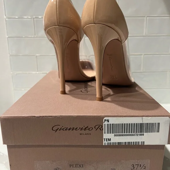 Gianvito Rossi Plexi Pumps size 37 1/2 - Picture 4 of 8